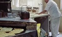 نانوای فداکاری که مردم تهران را تنها نگذاشت