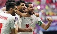 تشویق ملی‌پوشان ایران توسط هواداران انگلیسی!