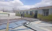 سقوط وحشتناک سقف یک مدرسه روی دانش‌آموزان