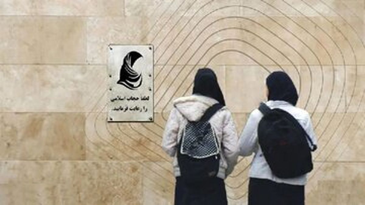 پشتپرده اصرار تندروها برای ابلاغ قانون حجاب