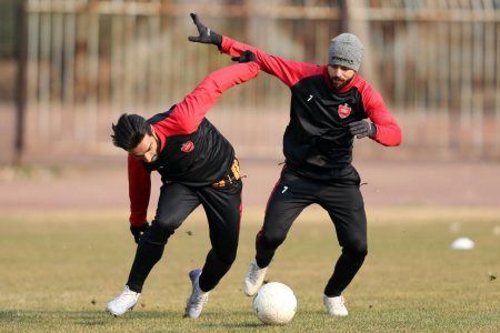 جنگ برای بازی در پرسپولیس بالا گرفت