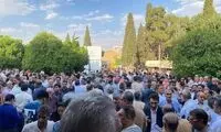 شعار متفاوت شیرازی‌ها در استقبال از پزشکیان