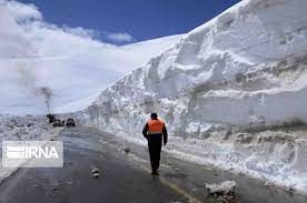 ویدئویی از ارتفاع باورنکردنیِ برف در مهاباد