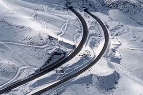 زیبایی سفیدپوش تونل گردنه «رخ» که چشم‌ها را خیره می‌کند