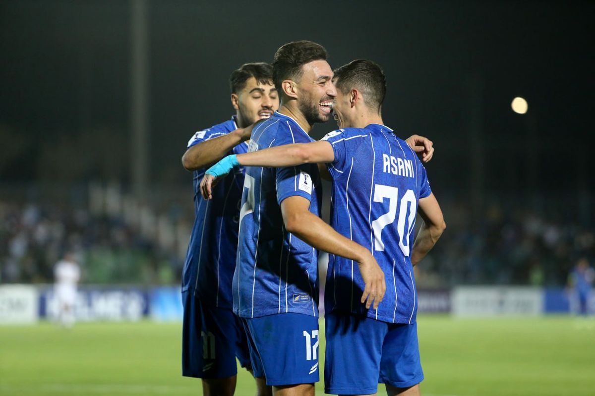 چند مامور ویژه استقلال با هلی‌کوپتر به اراک رفتند!