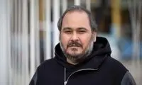 قاب سه نفره رضا داوودنژاد با نیکی کریمی و دخترعمویش