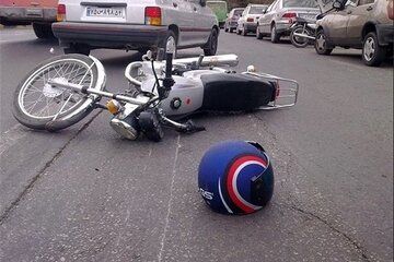تصادف مرگبار موتورسیکلت با اتوبوس بی آر تی 