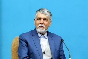 یک قاب غیرمنتظره! وزیر ارشاد، بایدن و ترامپ در تدفین پاپ