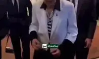 ویدئویی از فرح‌ پهلوی با یک مرد نابینا پربازدید شد