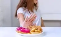 ۳ عارضه حذف وعده‌های غذایی