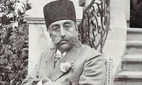 عکسی از مظفّرالدین شاه قاجار در اواخر عمر 