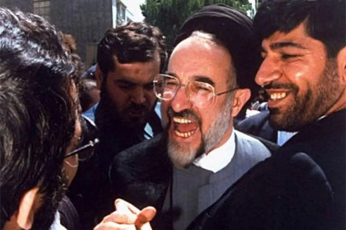 ماجرای خنده ناگهانی خاتمی بعد از پیروزی در انتخابات ۷۶