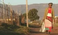 اینجا گلوی پیرزنان را با چاقو می‌برند!
