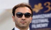 علی نصیریان، پیمان معادی و نوید محمدزاده همبازی شدند