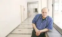ناصر فکوهی: چرا کافه‌ها را می‌بندید؟