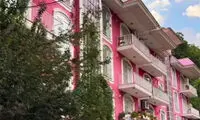 خوشگل‌ترین خانه صورتی ایران در نزدیکی تهران!