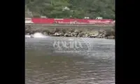 تصادف وحشتناک و عجیب یک قایق وسط دریاچه