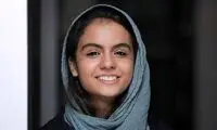 تیپ متفاوت بازیگر زن زخم کاری در زمین تنیس