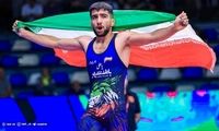 نایب قهرمان جهان در ایذه دستفروشی می‌کند!