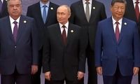 غیبت غیرمنتظره پزشکیان در عکس یادگاری سران کشورها