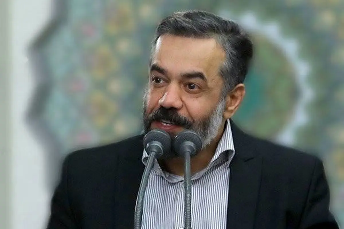 محمود کریمی در مصلی دوباره «ای ایران» را خواند