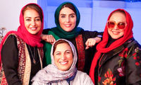 لحظه جنجالی پیدا شدن مو در غذا در شام ایرانی!