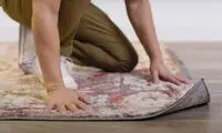 صاف کردن گوشه فرش و موکت در یک دقیقه 