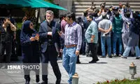حضور نامزدهای ریاست‌جمهوری در حیاط پاستور