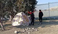 جَو اول صبح حوالی استادیوم آزادی؛ عشق‌بازی با چادر!