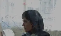 خانه پریناز ایزدیار که غم بزرگی بر آن حکم‌فرماست