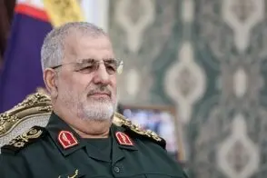تصویر خندان فرماندهان شهید سردار پاکپور و سردار تنگسیری