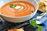 طرز تهیه سوپ گوجه فرنگی ایتالیایی یکی از ۱۰ سوپ برتر دنیا