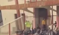 لیزراندازی در ورزشگاه یادگار امام، توسط کسی که فکرش را هم نمی‌کنید!