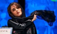 ژست‌های متفاوت رها خدایاری در کانون توجه عکاسان قرار گرفت