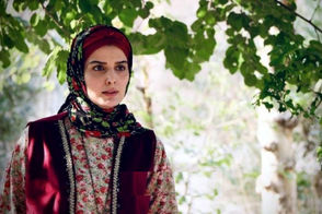 استایل دختر مشهور سریال سوجان در یک مراسم