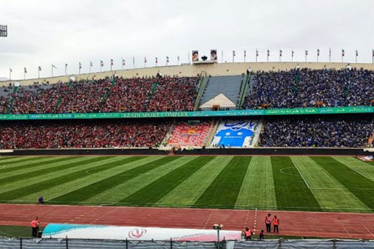 هواداران استقلال در استادیوم «حکم» بازی کردند
