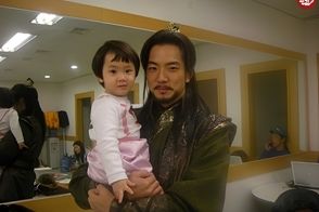 تصاویر دیدنی از حال و هوای پشت صحنه سرزمین بادها