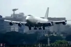 لحظه‌ای جالب از شاهکار ملکه آسمان‌ها هنگام فرود