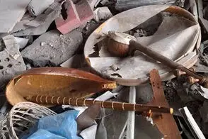 خداحافظی غم‌انگیز با آموزشگاهی که بمب ویرانش کرد