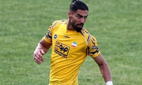 مهاجم پرسپولیسی در آستانه پوشیدن پیراهن استقلال!