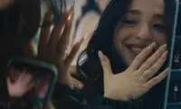 دیشب «آنورا» خوشبخت‌ترین دختر روی زمین شد