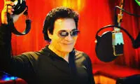 ویدئو پربازدید از خوانندگی بَدل اندی در یک کافه