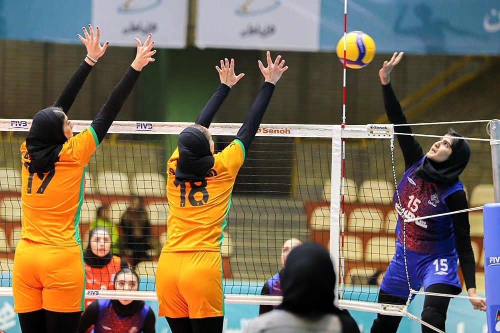زن زیبا و تاریخ‌ساز والیبال ایران درگذشت