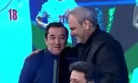 آشتی‌کنان و روبوسی خداداد عزیزی و خیابانی بعد از دعوا در آنتن زنده