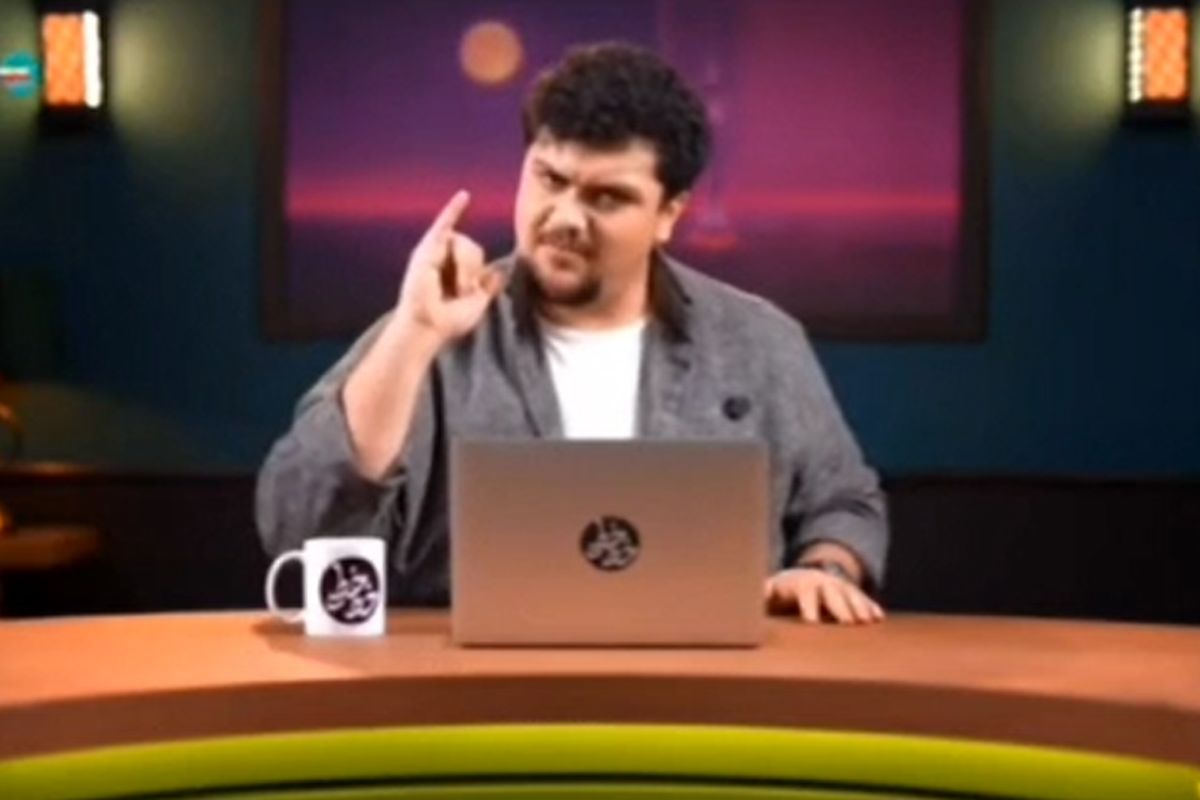 اقدام عجیب مجری شبکه افق حاشیه‌ساز شد