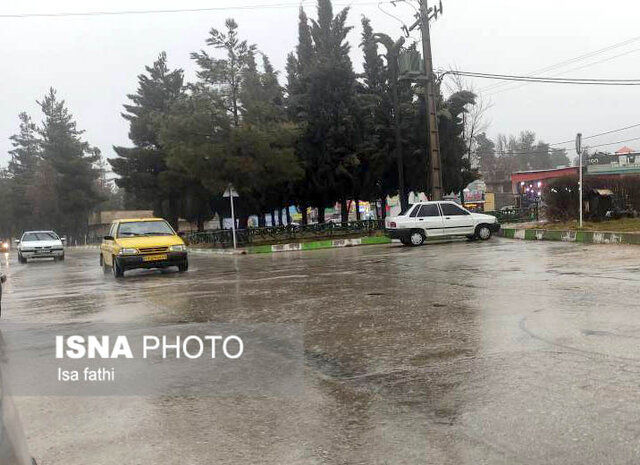 رگبار در شمال غرب و گرد و خاک در شرق کشور