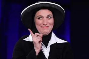 فلامک جنیدی در میان حامیان توقف جنگ علیه ایران