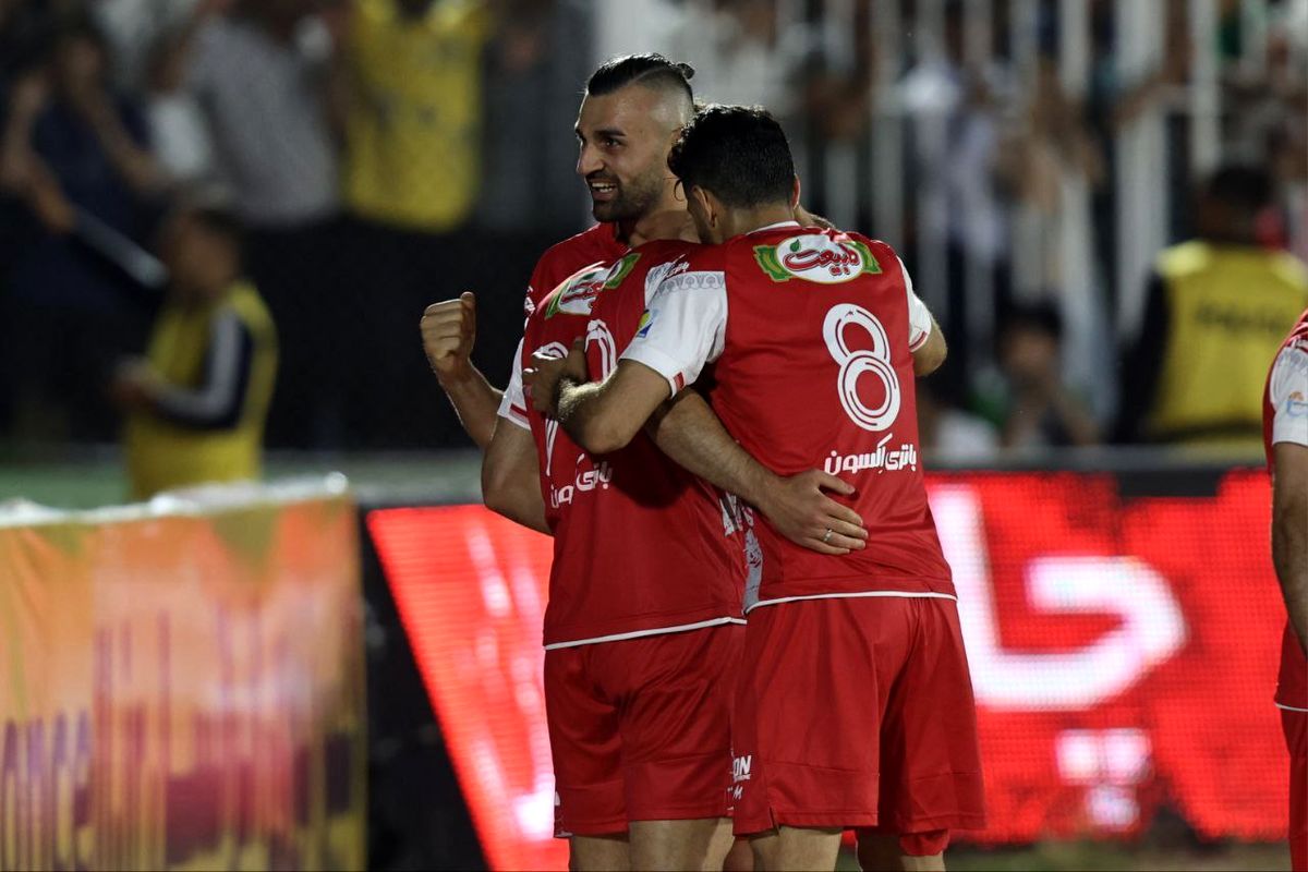  سردار دورسون، ال‌کلاسیکو را از وسط آب تماشا کرد! 