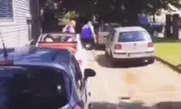 ببینید: چپ کردن خودروها توسط چند جوان