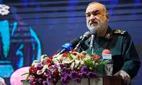 سلامی: دشمن را کاملا در حال زوال می‌بینیم